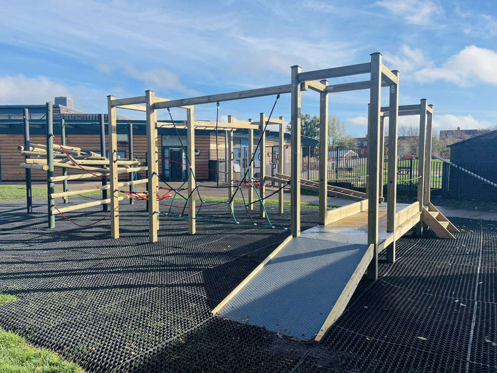 Furze Down School, Winslow