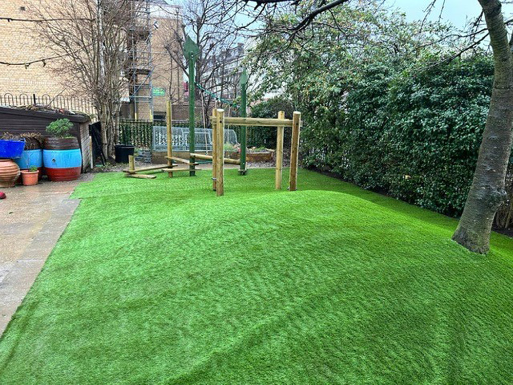 St Peter’s London Dock’s CE, London