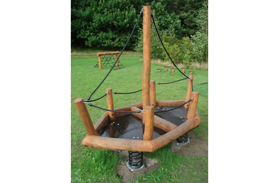 Robinia Sail Boat Springer