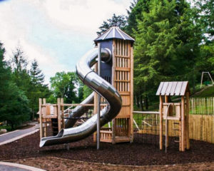 Robinia Play Equipment